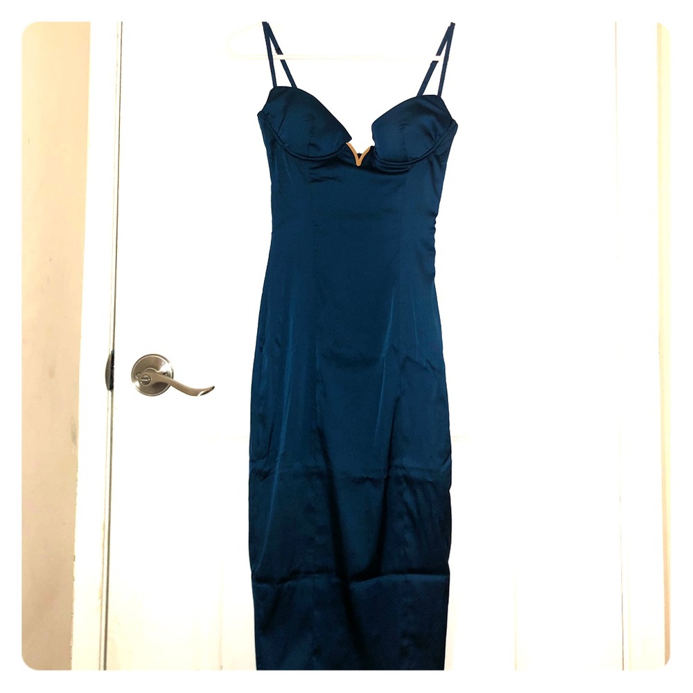 Bust out underwired Satin
